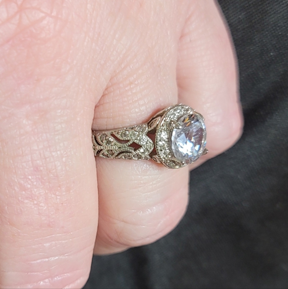 GORGEOUS SILVER FILIGREE ROUND RING- SIZE 10 - Picture 5 of 5